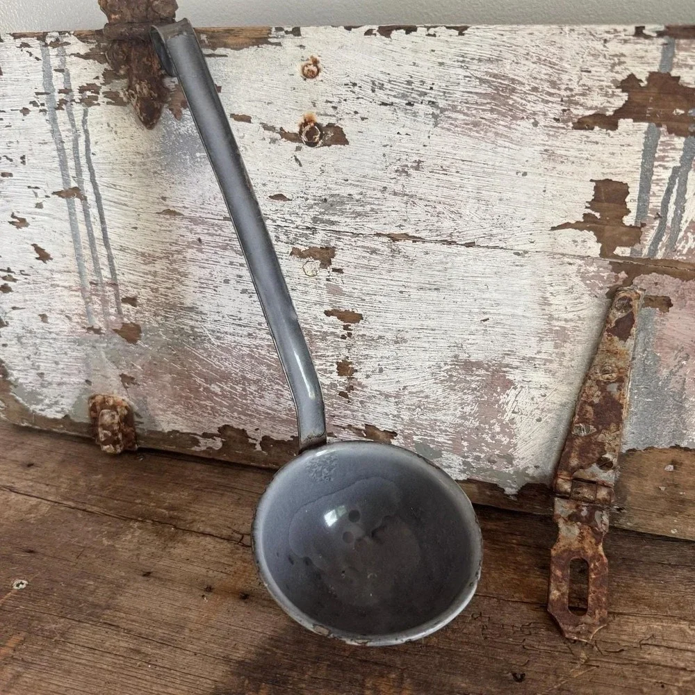 Vintage Grey Granite Enamelware Ladle Hooked Handle Farmhouse Primitive 12 Inch